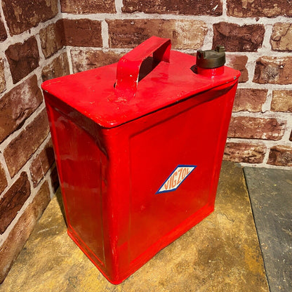 VIGZOL 2 GALLON PETROL CAN #4170 image 0