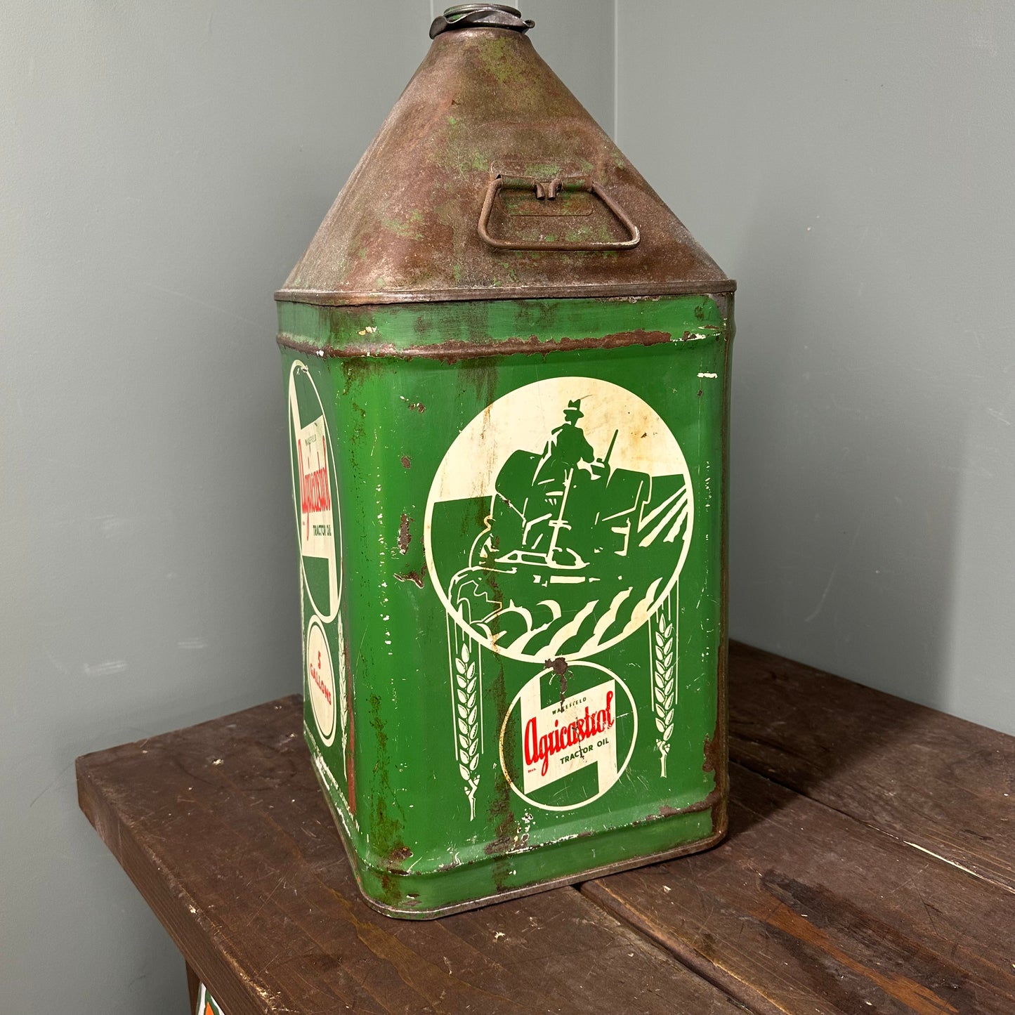 CASTROL 5 GALLON PYMARID CANS #08683 image 2