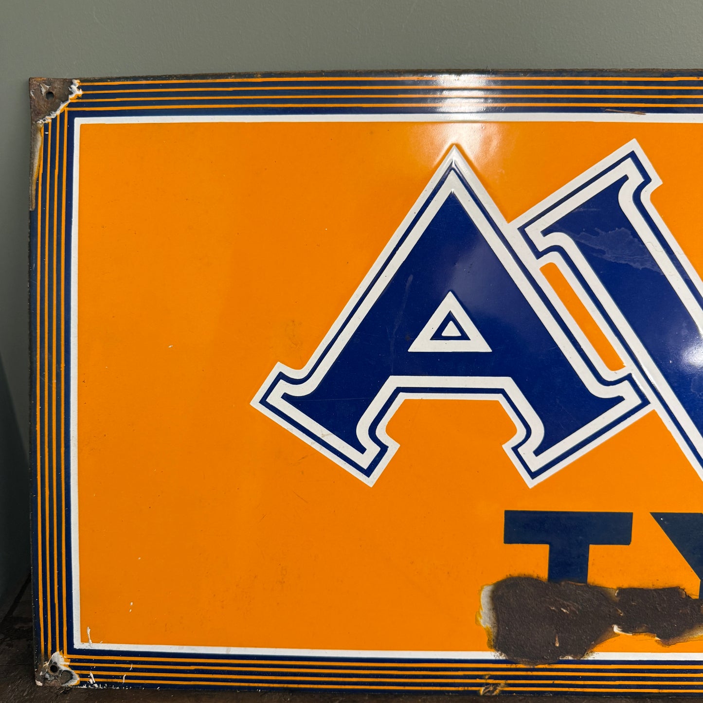 AVON TYRES ENAMEL SIGN - #9227