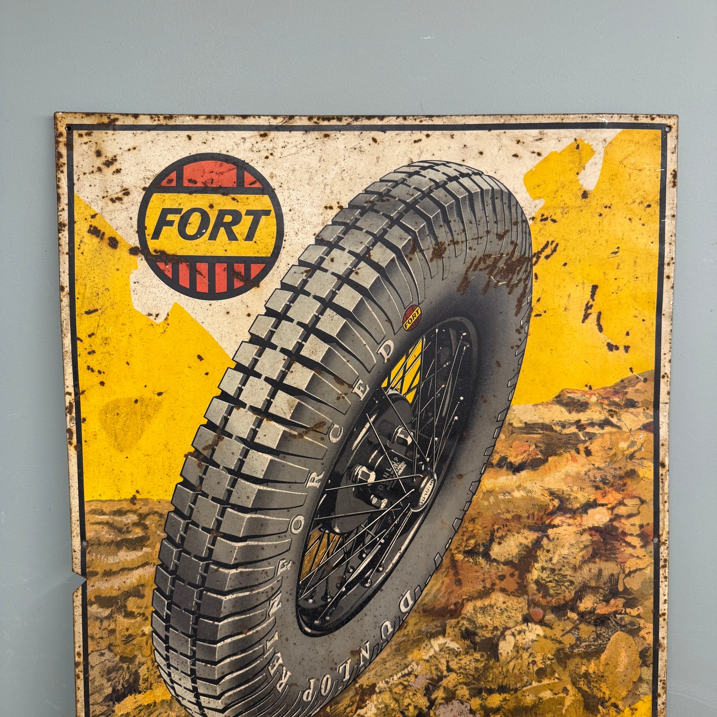 EARLY DUNLOP FORT TYRES TIN SIGN - #9226