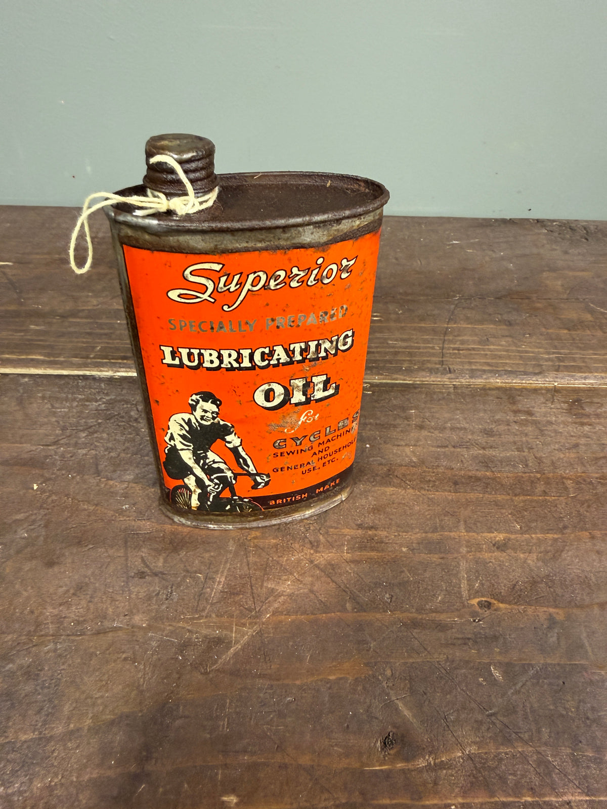 SUPERIOR CYCLE OIL TIN #9269