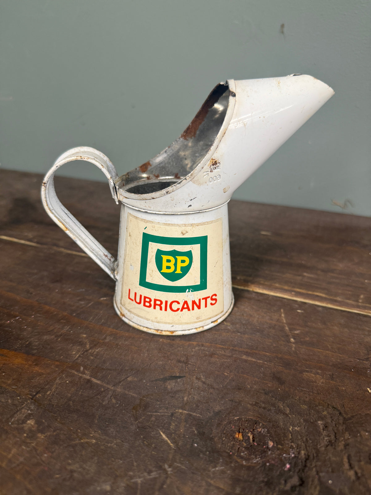 BP OIL POURER #9281