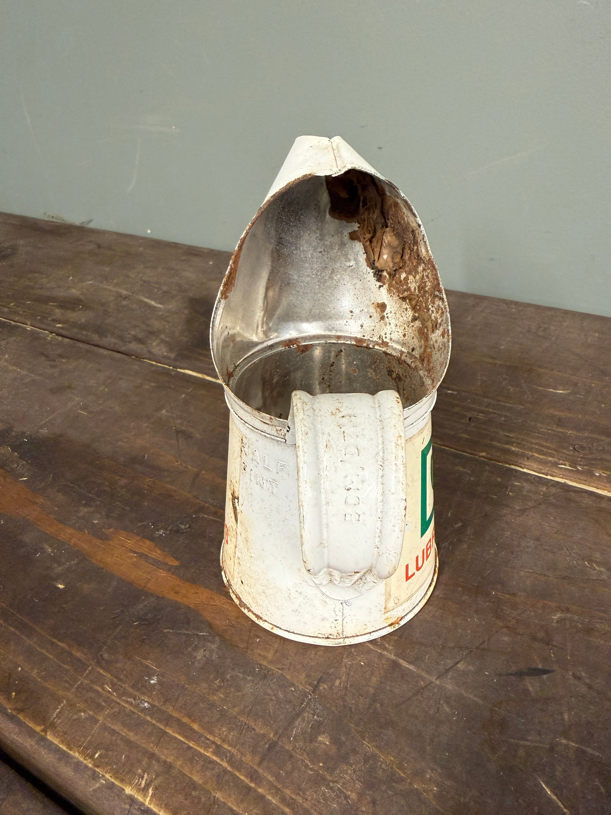 BP OIL POURER #9281