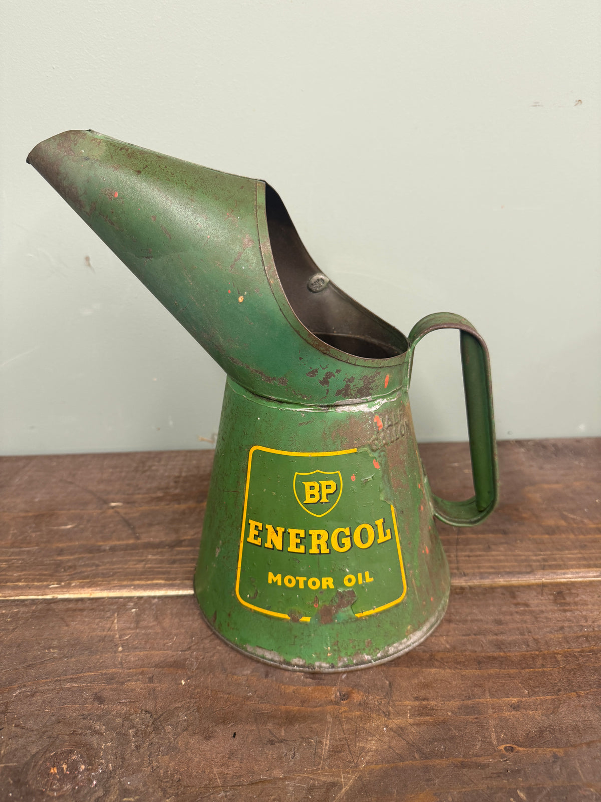 BP ENERGOL OIL POURER #9303