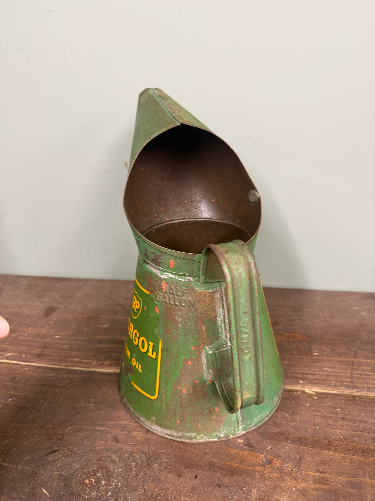 BP ENERGOL OIL POURER #9303