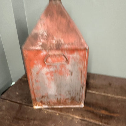 GERM OILS 5 GALLON PYRAMID OIL CAN - #9001