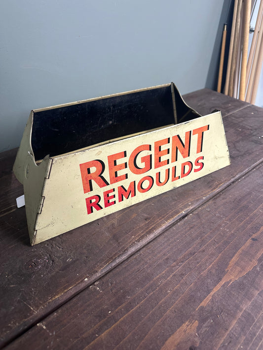 REGENT TYRE STAND #9257
