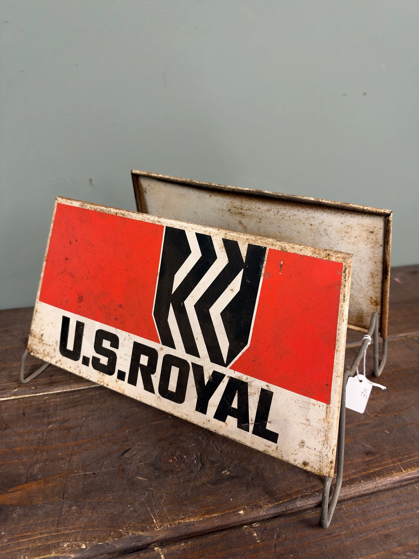 US ROYAL TYRE STAND  #9342