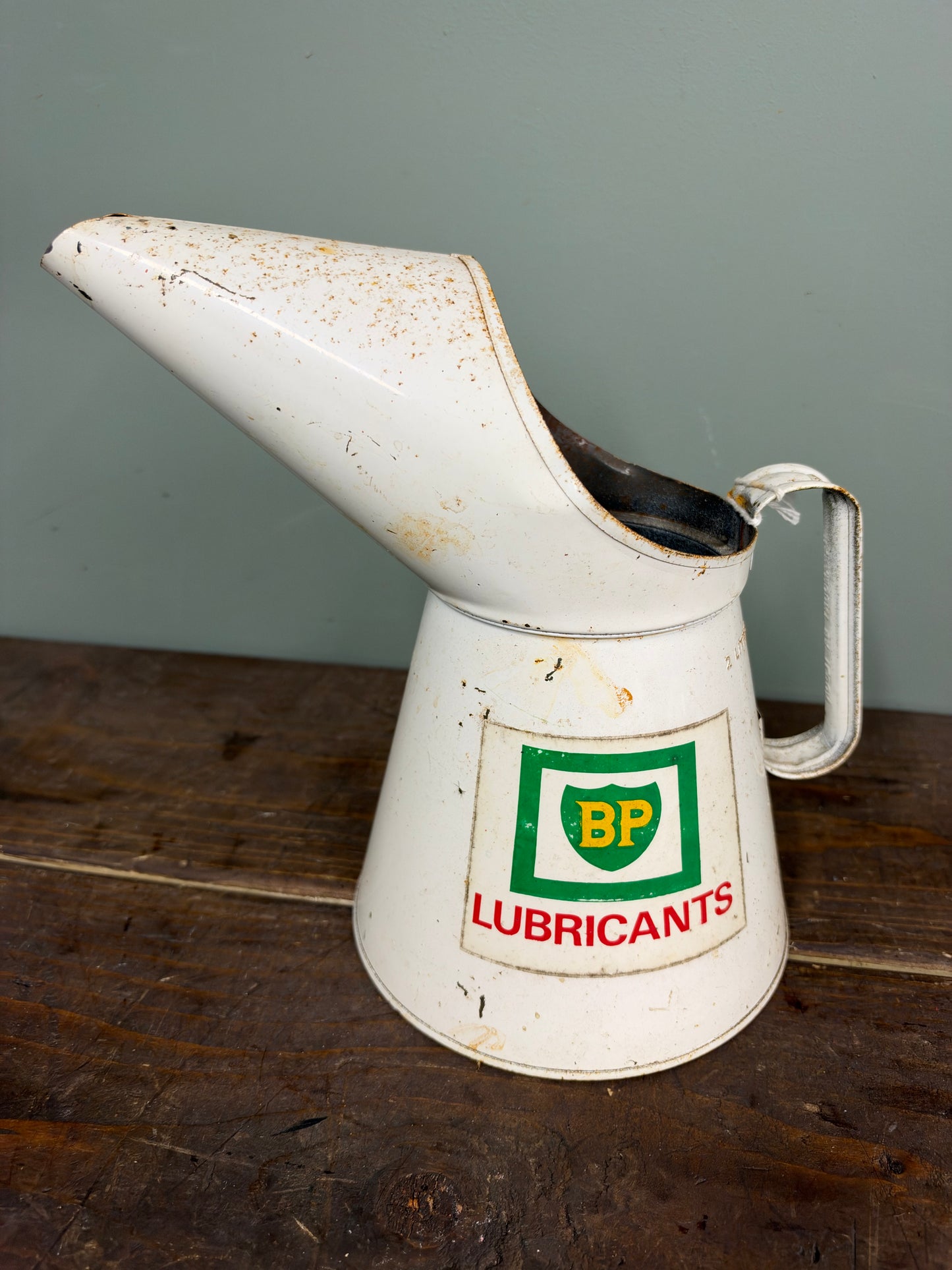 BP OIL POURER  #9365