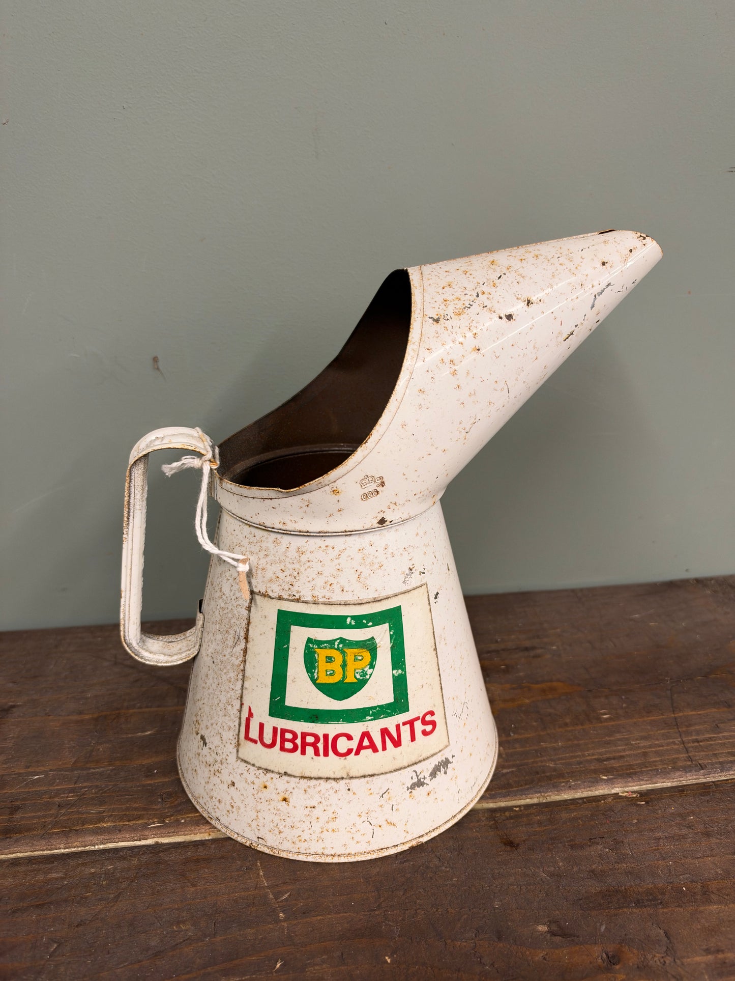 BP OIL POURER  #9365