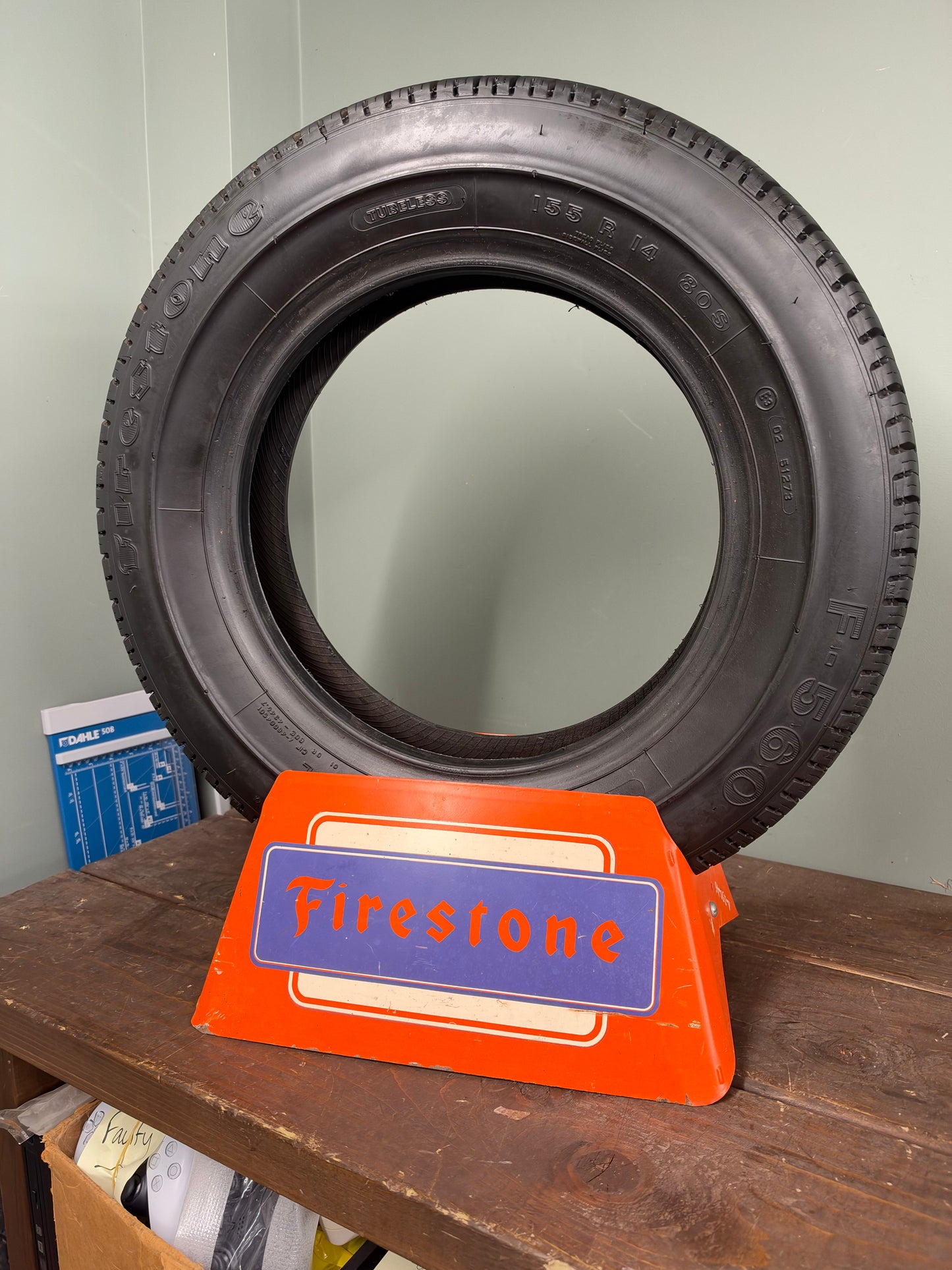 FIRESTONE TYRE AND STAND #9488