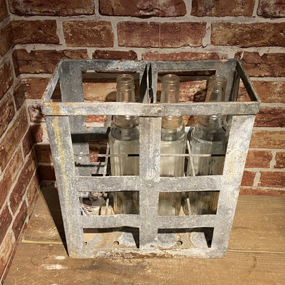 3 X QUART ESSO  OIL BOTTLES IN CRATE #05889 image 1