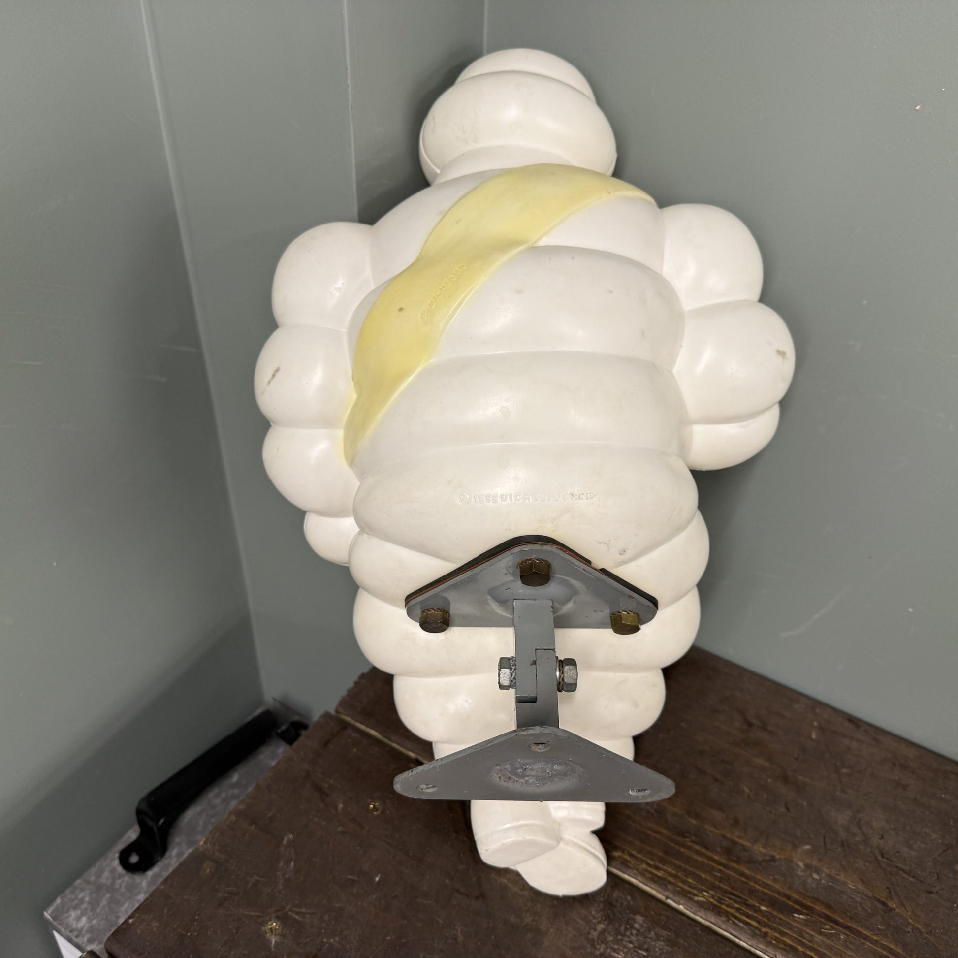 PLASTIC MICHELIN MAN  - #08792 image 1