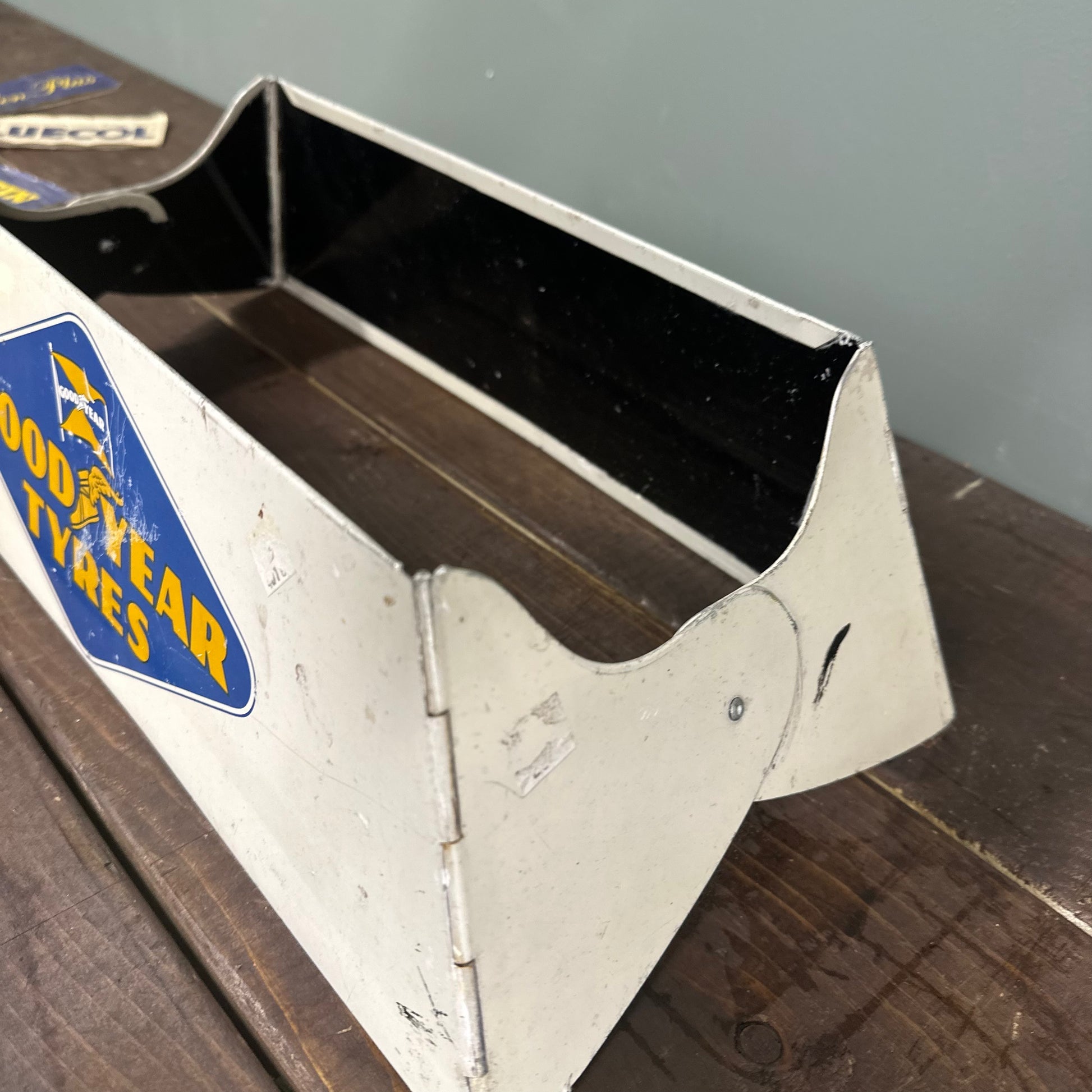 GOODYEAR TIRE STAND #08669 image 3