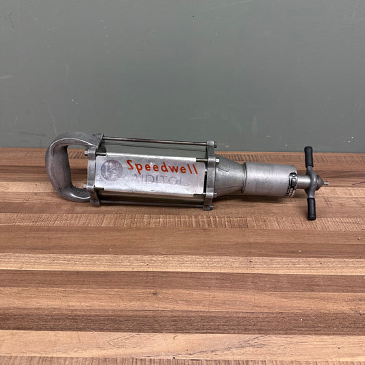 SPEEDWELL OIL DISPENSER #08695 image 0