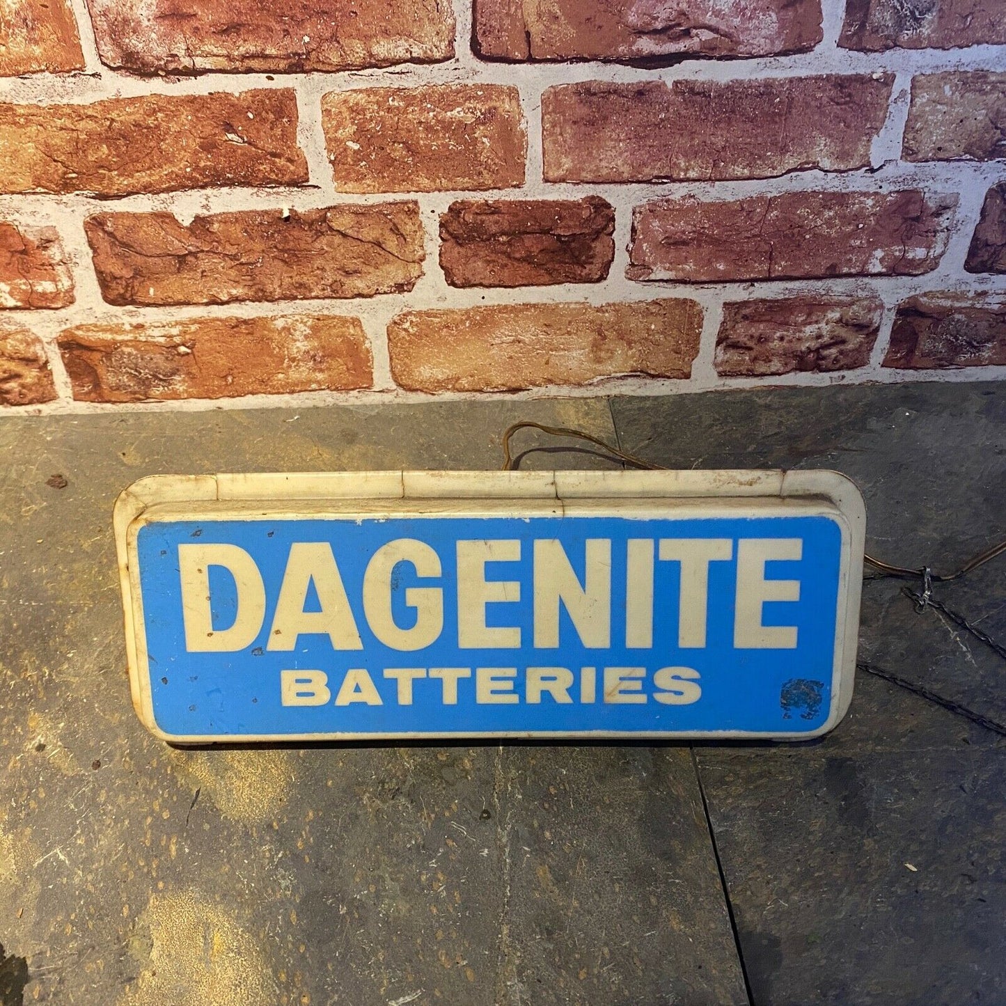 VINTAGE LIGHTBOX - DAGENITE - WORKING CONDITION - #4558 image 0