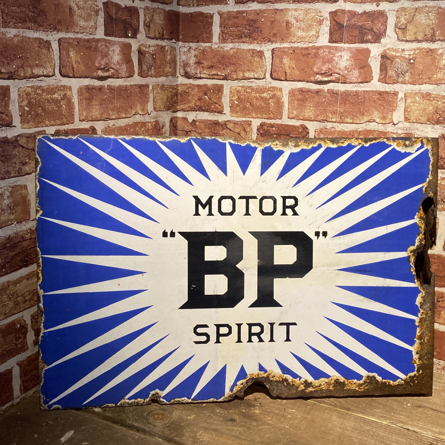 BP MOTOR SPIRIT ENAMEL SIGN #5748 image 1