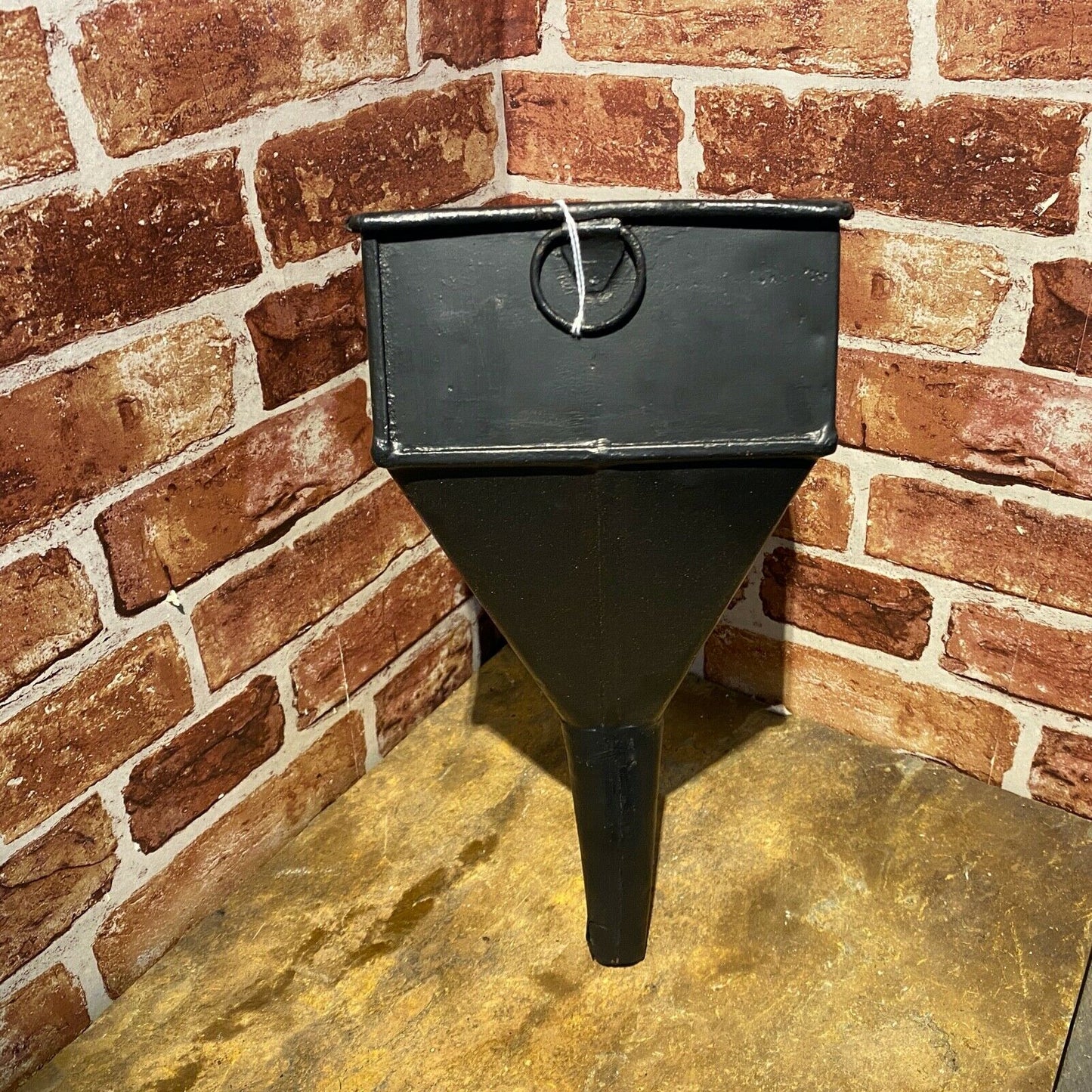 VINTAGE PETROL FUNNEL - SHELL- AUTOMOBILIA - #4431 image 2