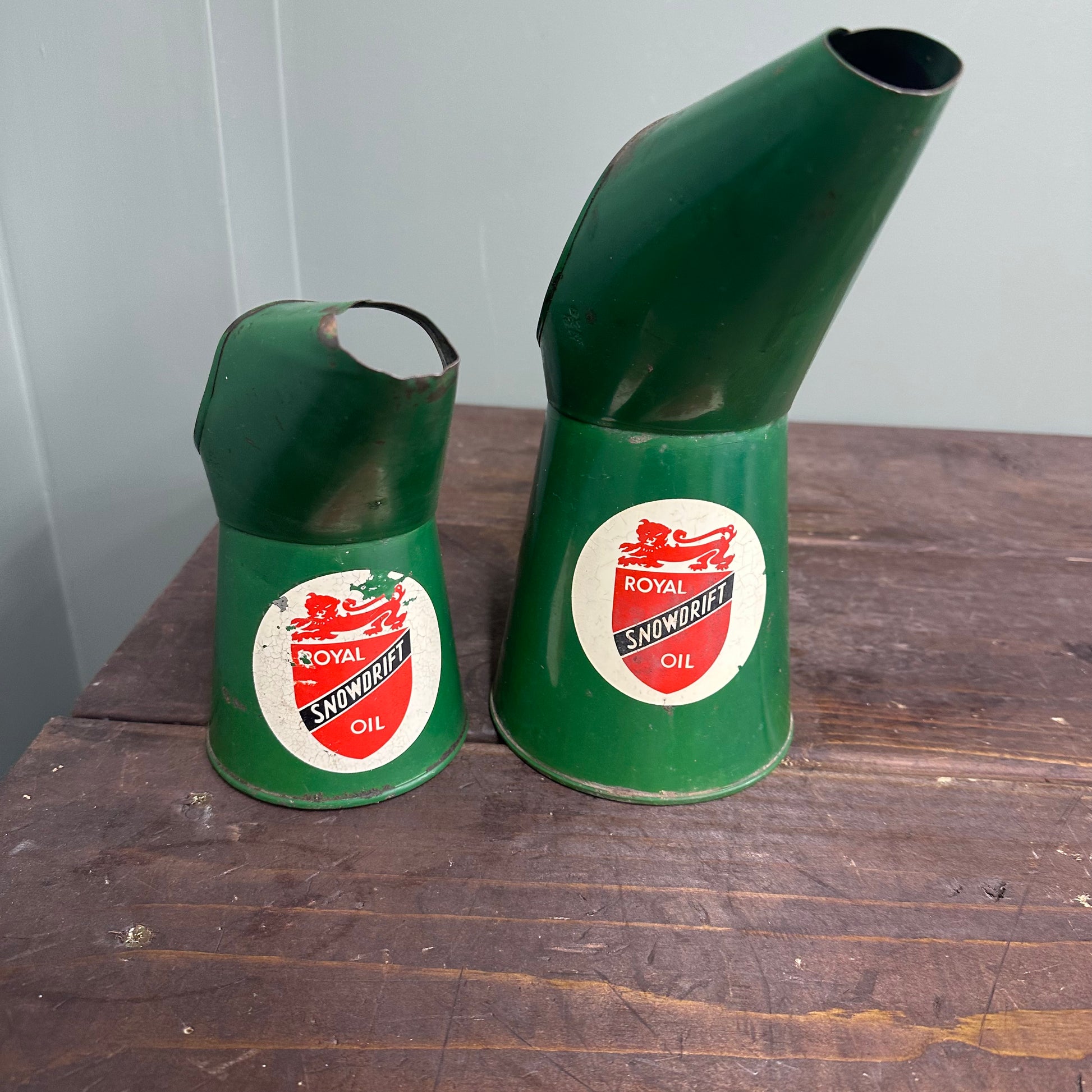 SNOWDRIFT OIL POURERS #08699 image 0