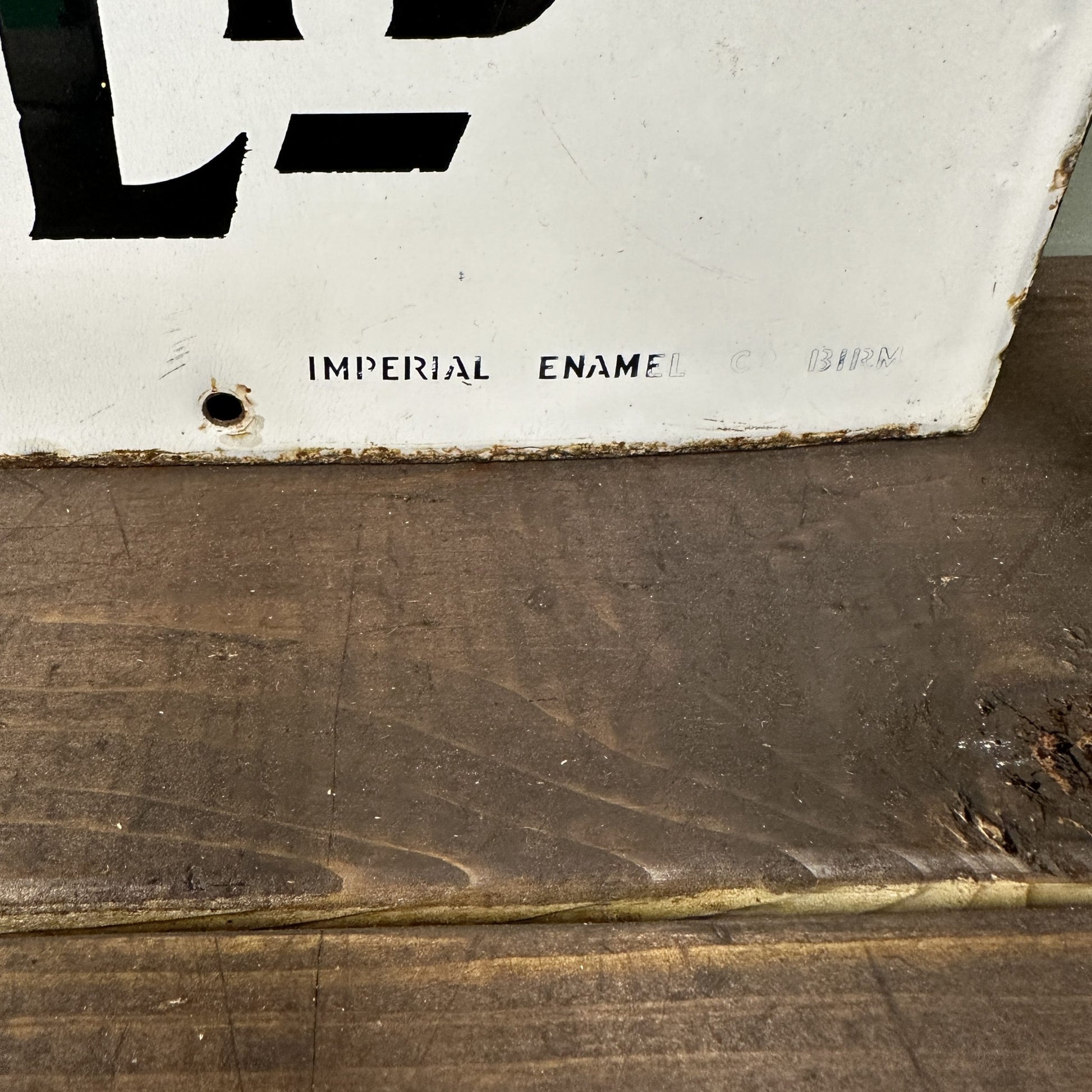 MOBILOIL  ENAMEL SIGN #08404 image 1