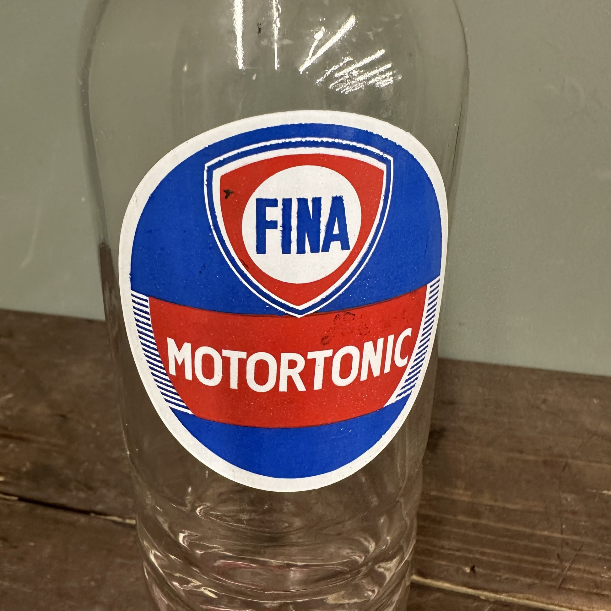 FINA OIL BOTTLE #08685 image 1