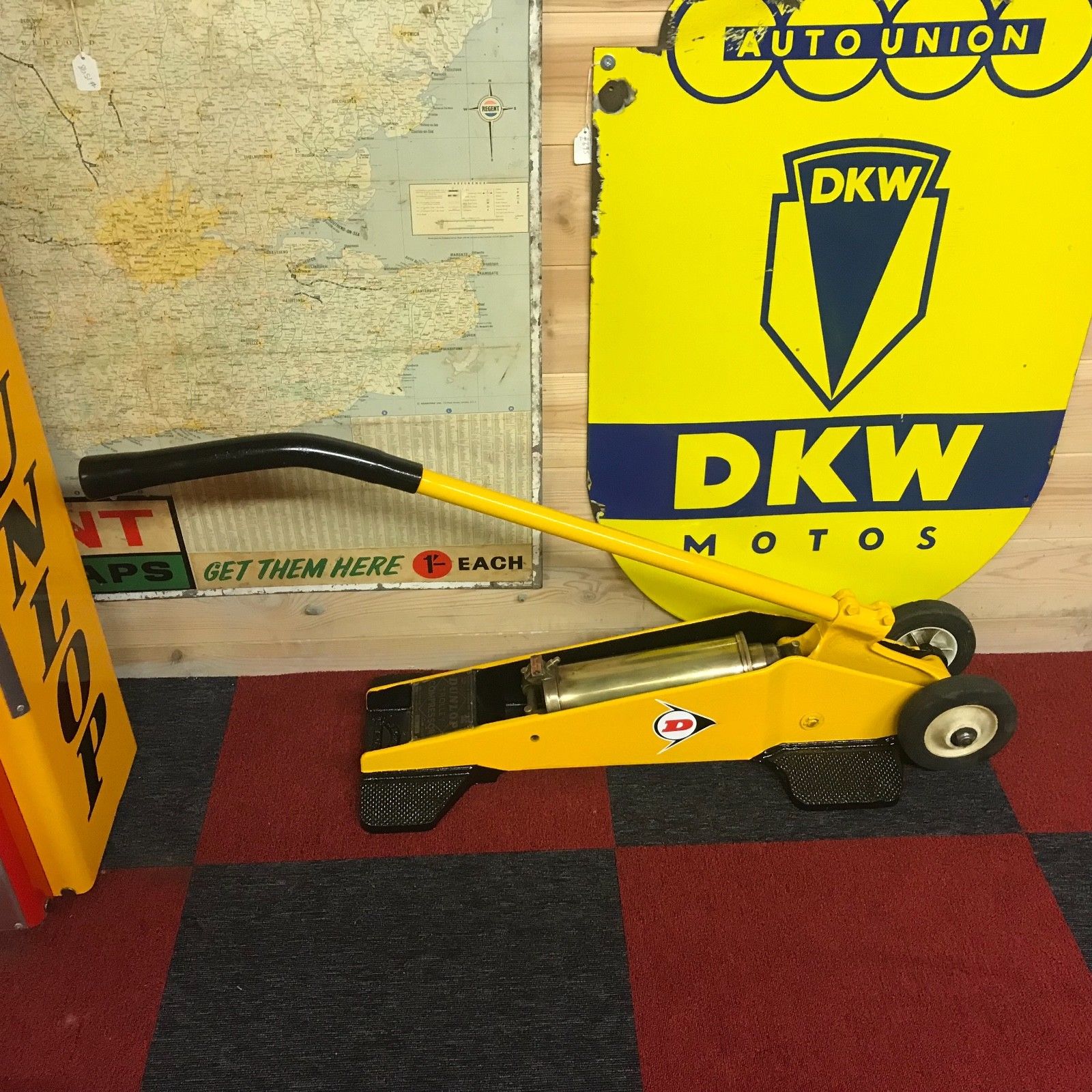 VINTAGE DUNLOP AIR PUMP - - #2993 image 0
