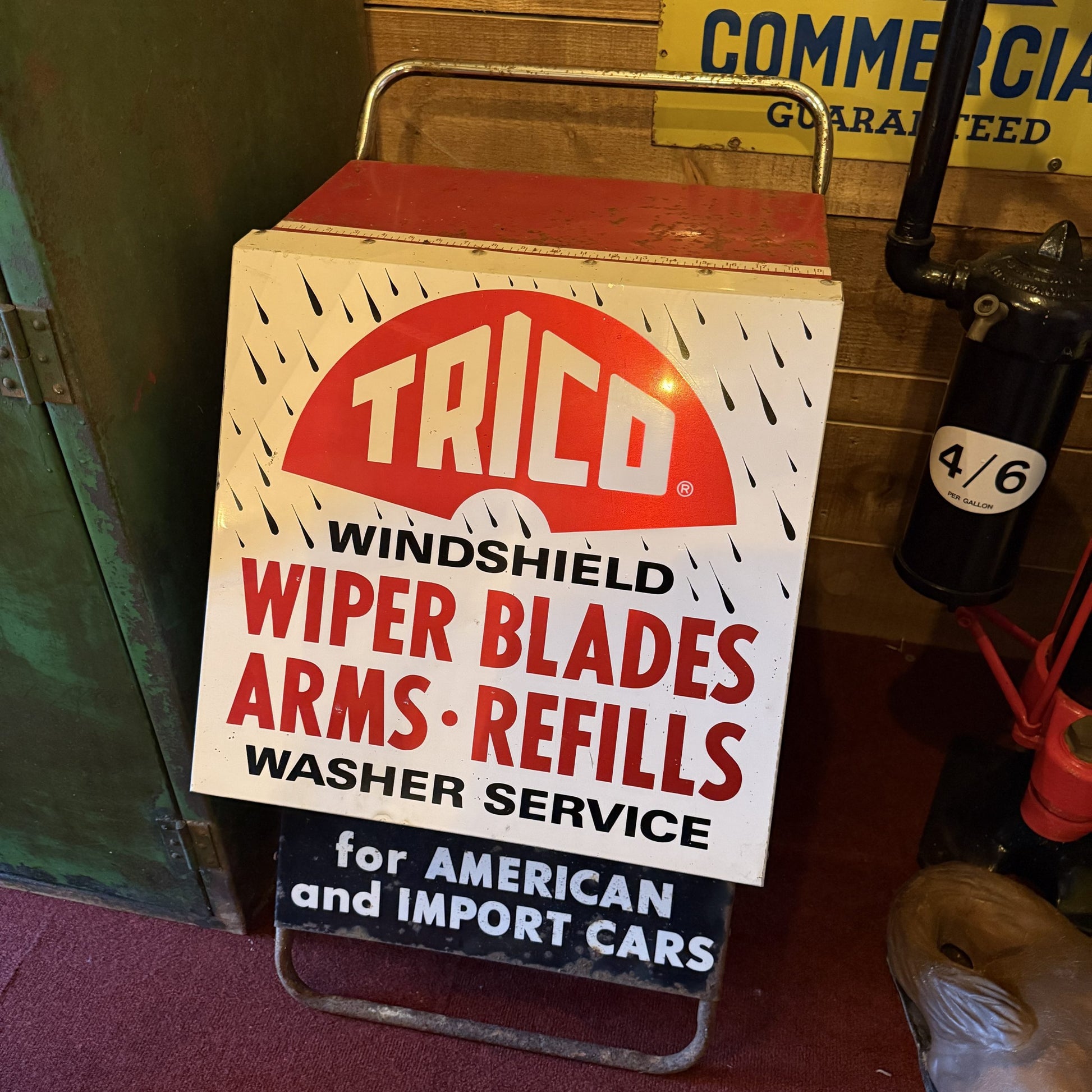 TRICO WINDSHIELD WIPER BLADE DISPLAY #08646 image 0