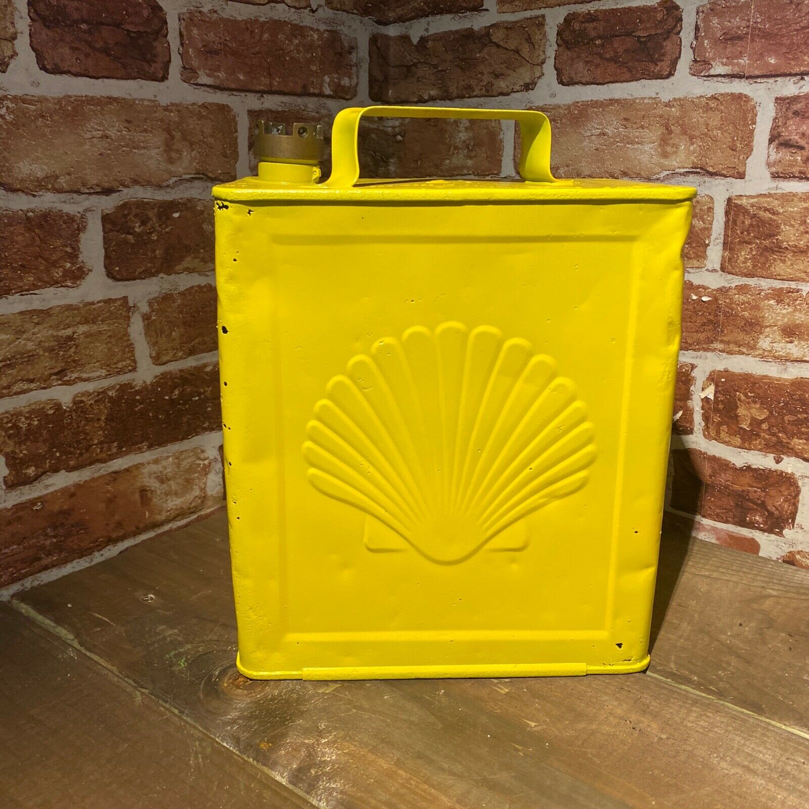 SHELL 2 GALLON PETROL CAN #5211 image 3