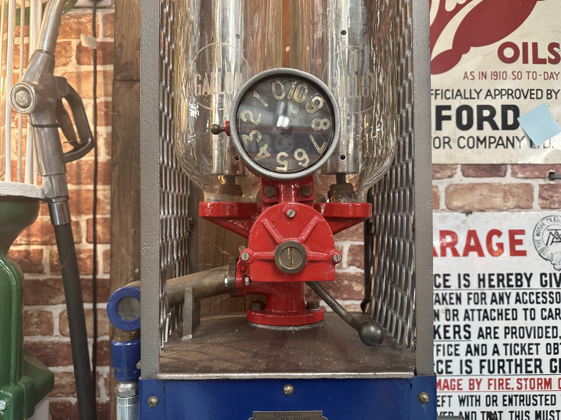 PRATTS HAMMOND VISIBLE PETROL PUMP  #7731 image 4