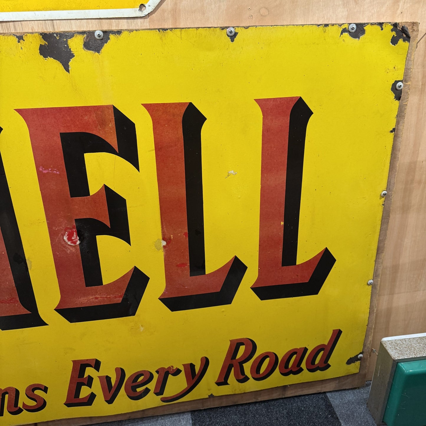 SHELL ENAMEL SIGN   #08475 image 2