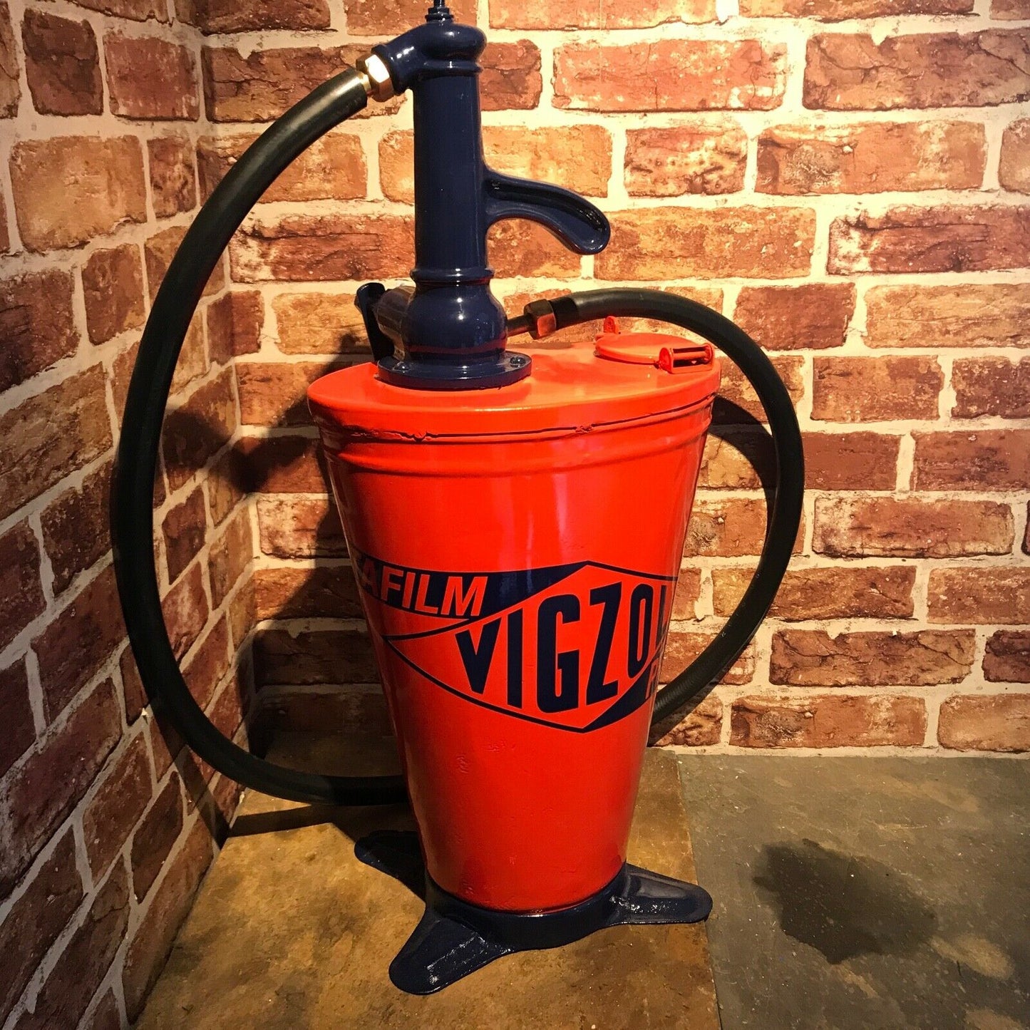 VIGZOL OIL PUMP #3591 image 0