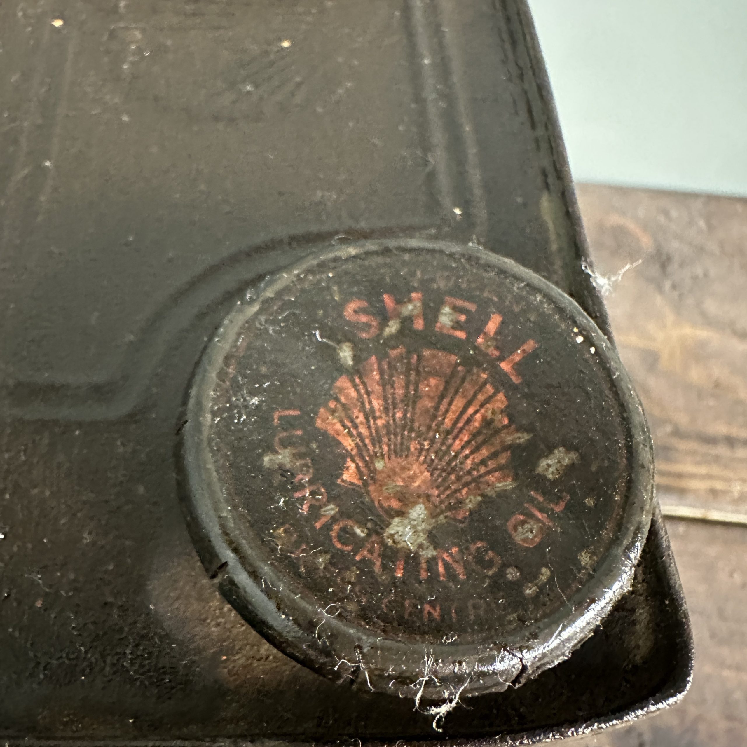SHELL OIL CAN 1920S – #08797 | Matts Automobilia